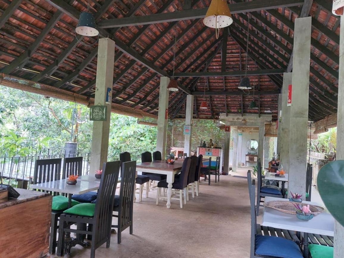 Jansen'S Bungalow Sinharaja Rainforest Retreat Kudawe Kültér fotó