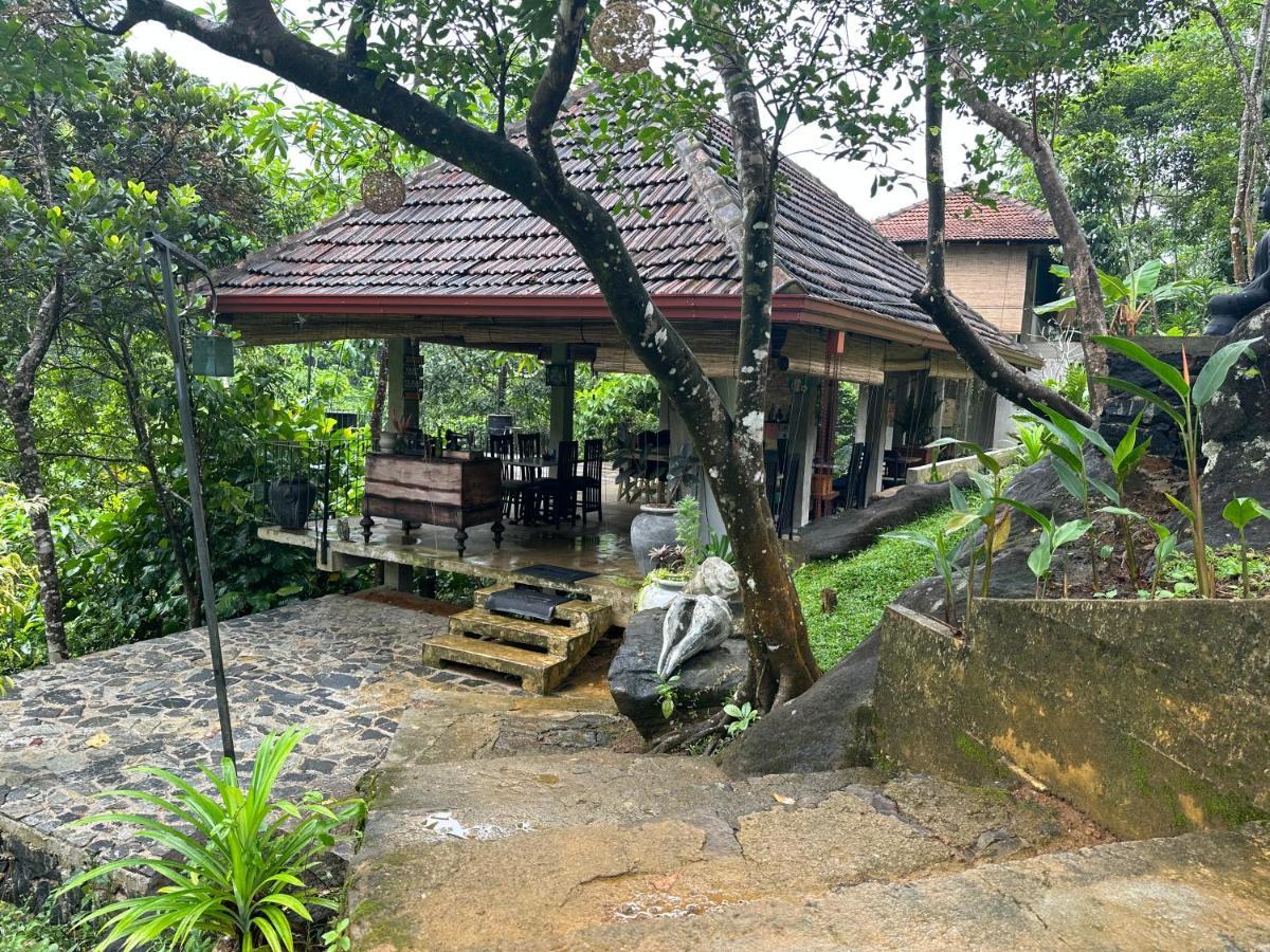 Jansen'S Bungalow Sinharaja Rainforest Retreat Kudawe Kültér fotó